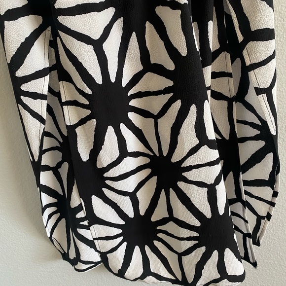 NWT Vince Camuto Dress Sz Small - Picture 2 of 6